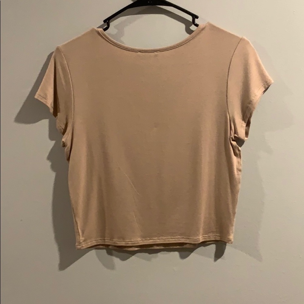 wet seal - criss cross crop top - Picture 2 of 3
